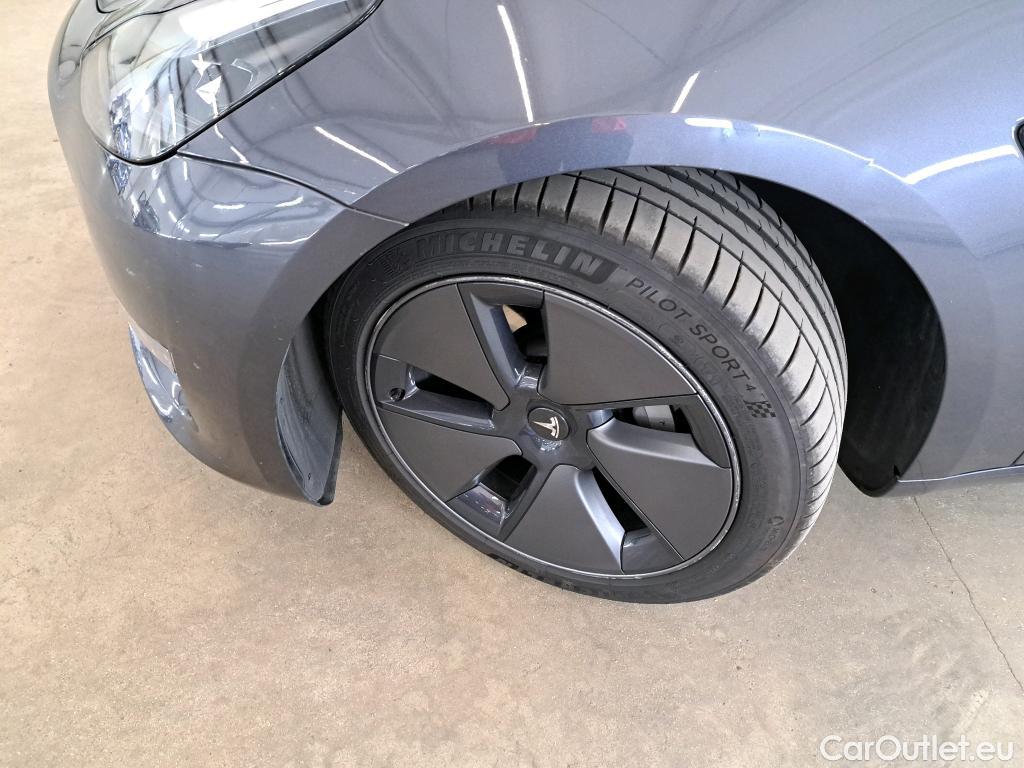  Tesla  Model 3 TESLA  / 2018 / 4P / Berline Grande Autonomie #24