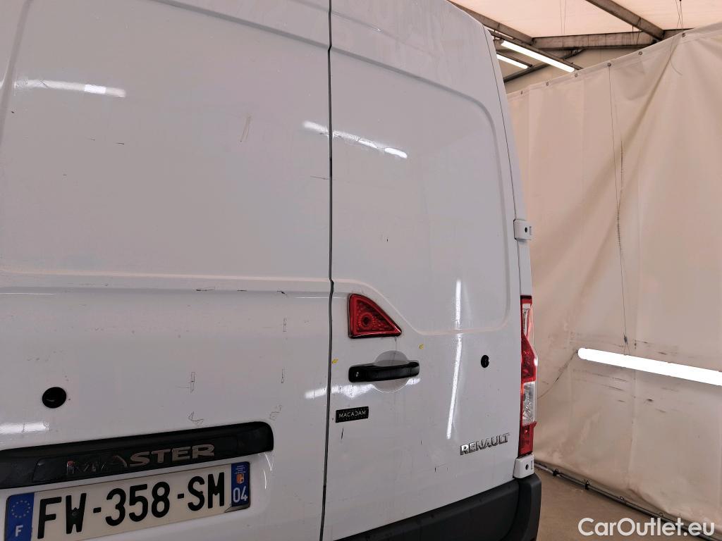  Renault  Master  Fourgon L2H2 3 3 Grand Confort dCi 135CV BVM6 E6dT #1