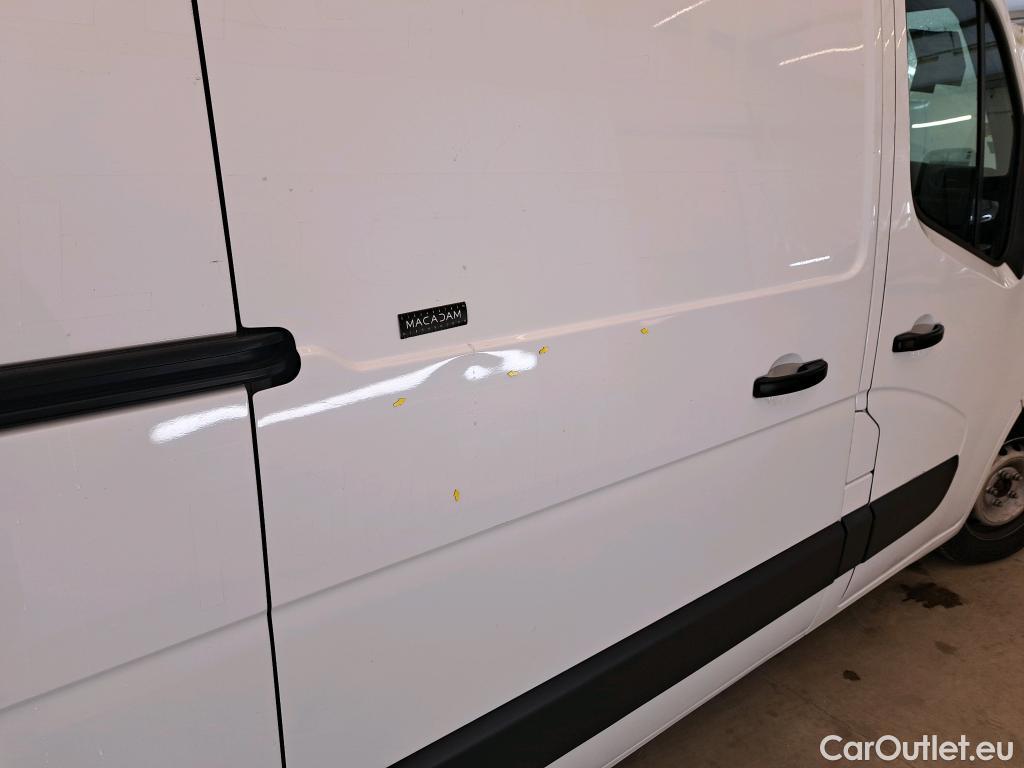 Renault  Master  Fourgon L2H2 3 3 Grand Confort dCi 135CV BVM6 E6dT #17