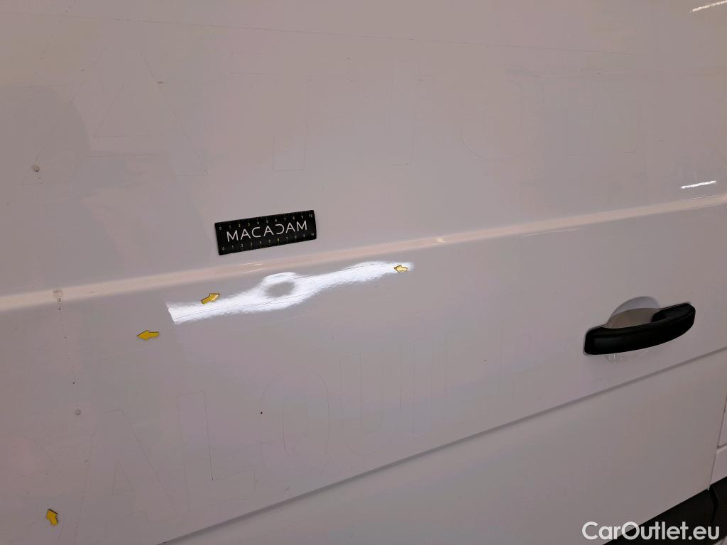  Renault  Master  Fourgon L2H2 3 3 Grand Confort dCi 135CV BVM6 E6dT #18