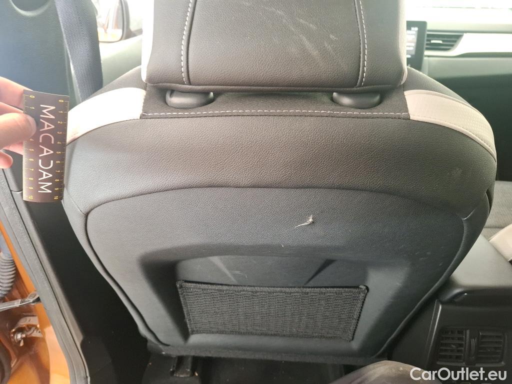  Renault  Captur  II Intens 1.5 dCi 115CV BVA7 E6dT #12