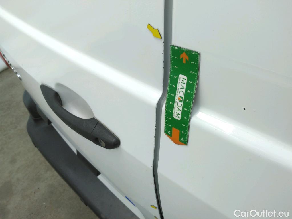  Citroen  Berlingo CITROEN  VU 3p EVL BlueHDi 100 S&S ETG6 BusinessM fourgonnette #24