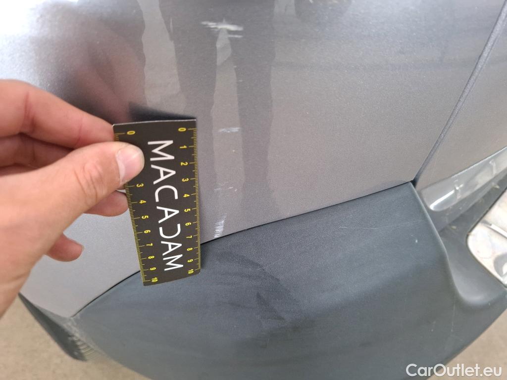  Peugeot  5008  GT Line 1.5 HDi 130CV BVA8 7 Sieges E6dT #9