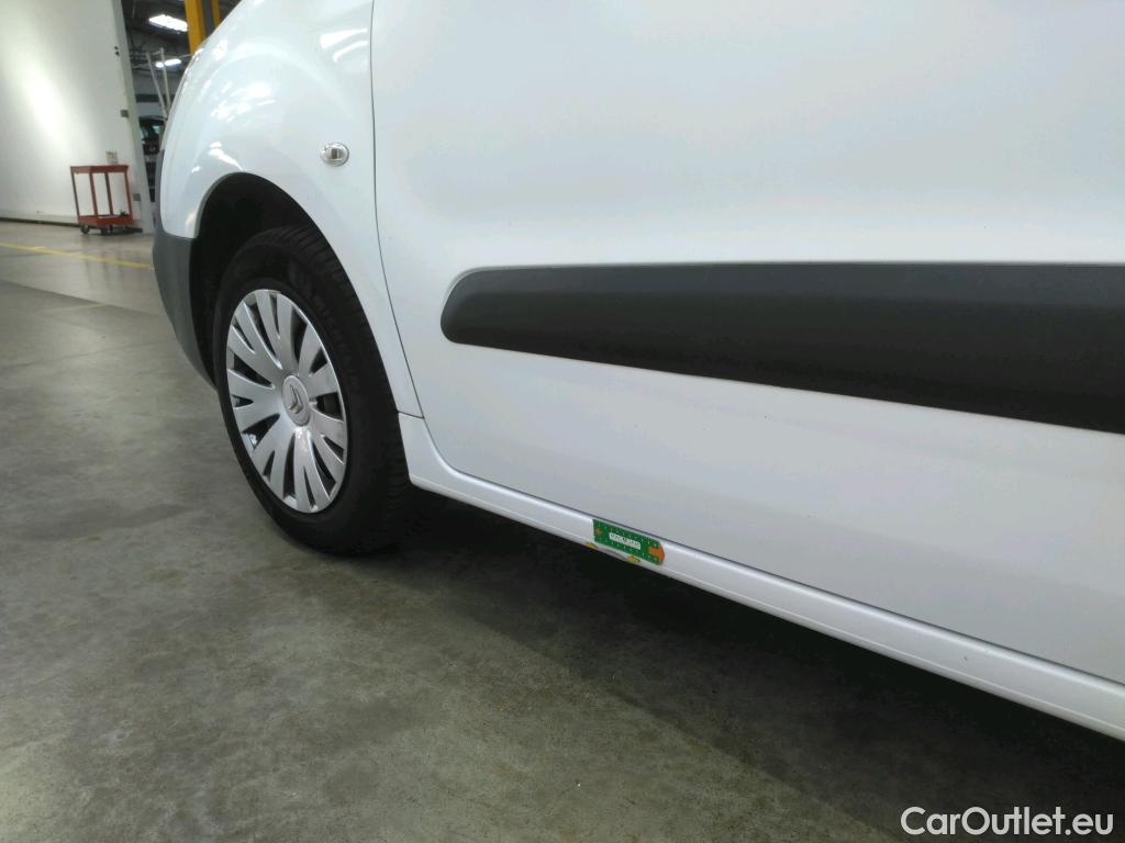  Citroen  Berlingo CITROEN  VU 3p EVL BlueHDi 100 S&S ETG6 BusinessM fourgonnette #28