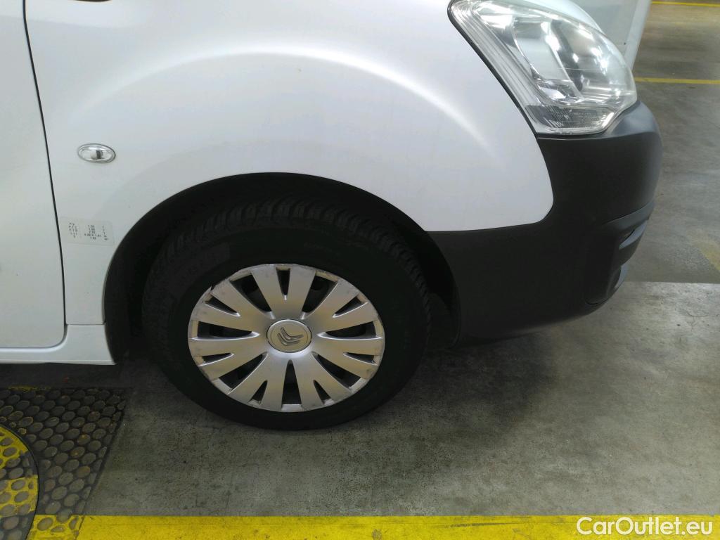  Citroen  Berlingo CITROEN  VU 3p EVL BlueHDi 100 S&S ETG6 BusinessM fourgonnette #33