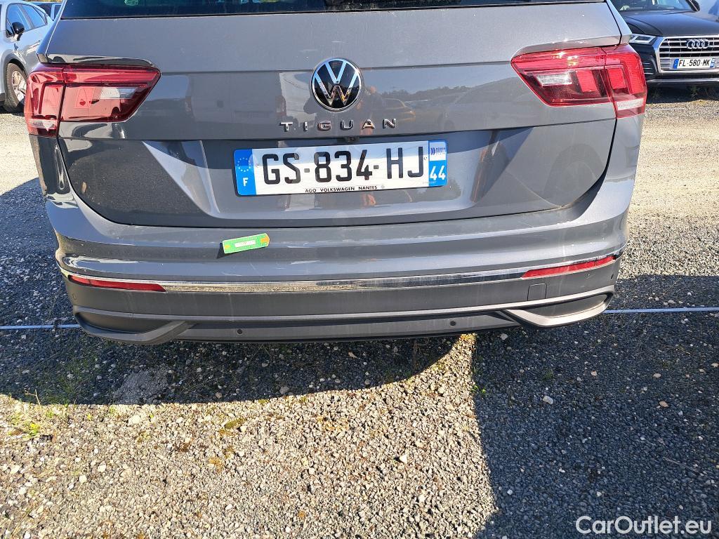  Volkswagen  Tiguan VOLKSWAGEN  / 2020 / 5P / SUV 1.5 TSI 150 DSG7 LIFE BUSI #10