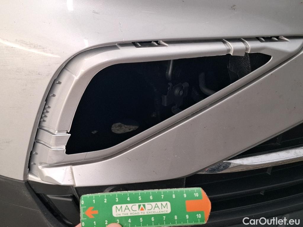  Volkswagen  Tiguan VOLKSWAGEN  5p SUV 2.0 TDI 150 DSG7 Confline Bus #26