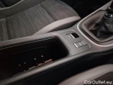  Jeep  Avenger JEEP  / 2022 / 5P / SUV 1.2 TURBO LONGITUDE #129