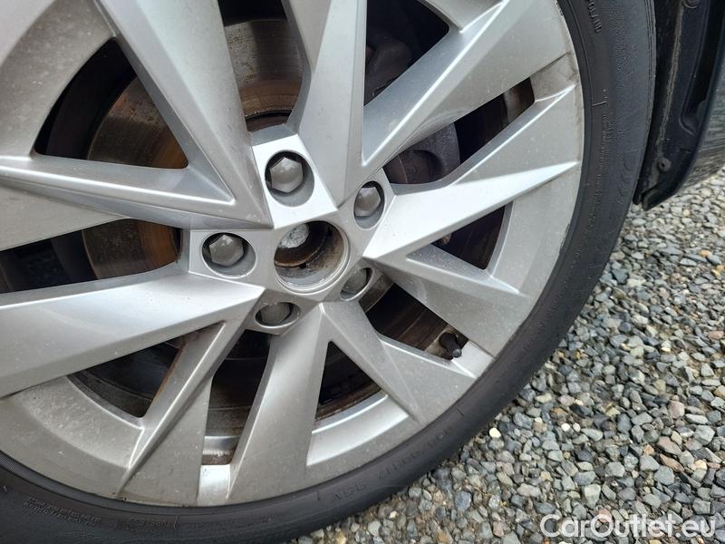  Skoda  Octavia  Lim. (NX3)(2020)  2.0TDI 85 Style 5d #26