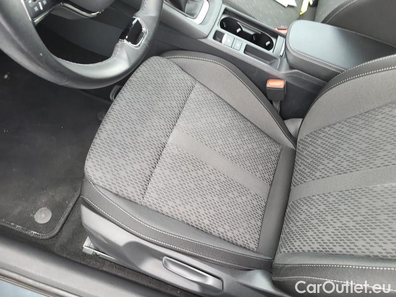 Skoda  Octavia  Lim. (NX3)(2020)  2.0TDI 85 Style 5d #42