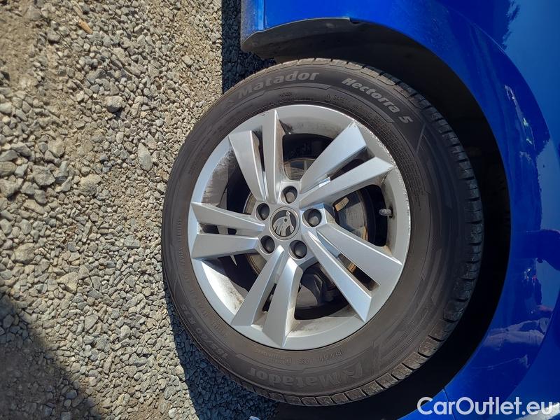  Skoda  Fabia  Combi (2015)  Com.1.0TSI 70 Style #19