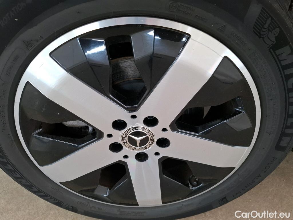  Mercedes  GLB MERCEDES-BENZ  / 2019 / 5P / SUV  200 d Business Line #18