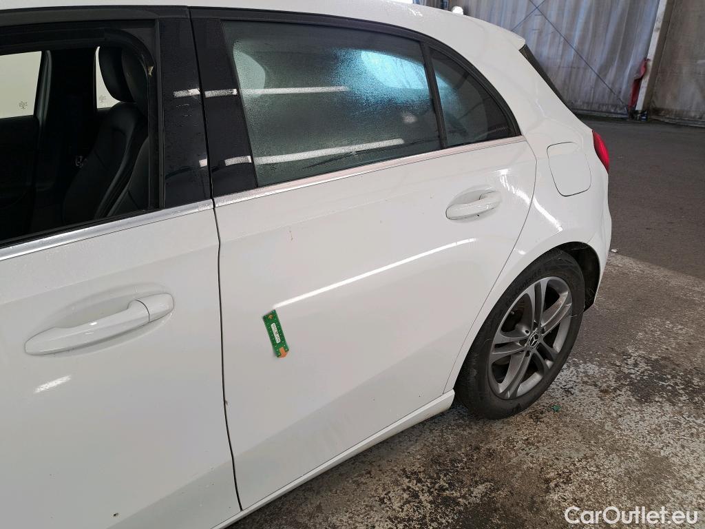  Mercedes  A-Klasse MERCEDES BENZ Classe A Compact  2018  5P  Berline A 180 d Business Line #4