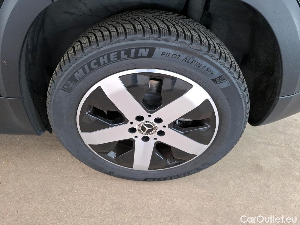  Mercedes  GLB MERCEDES-BENZ  / 2019 / 5P / SUV  200 d Business Line #12