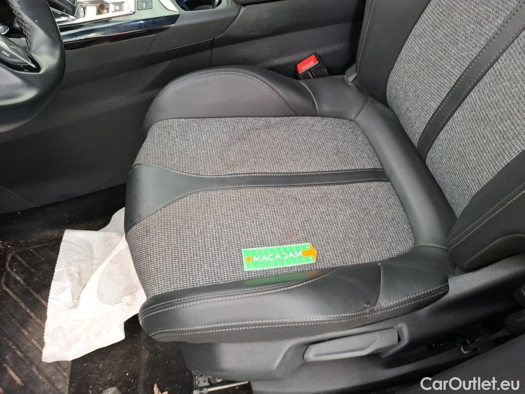  Peugeot  5008  Allure Business 1.5 HDi 130CV BVA8 E6d #14