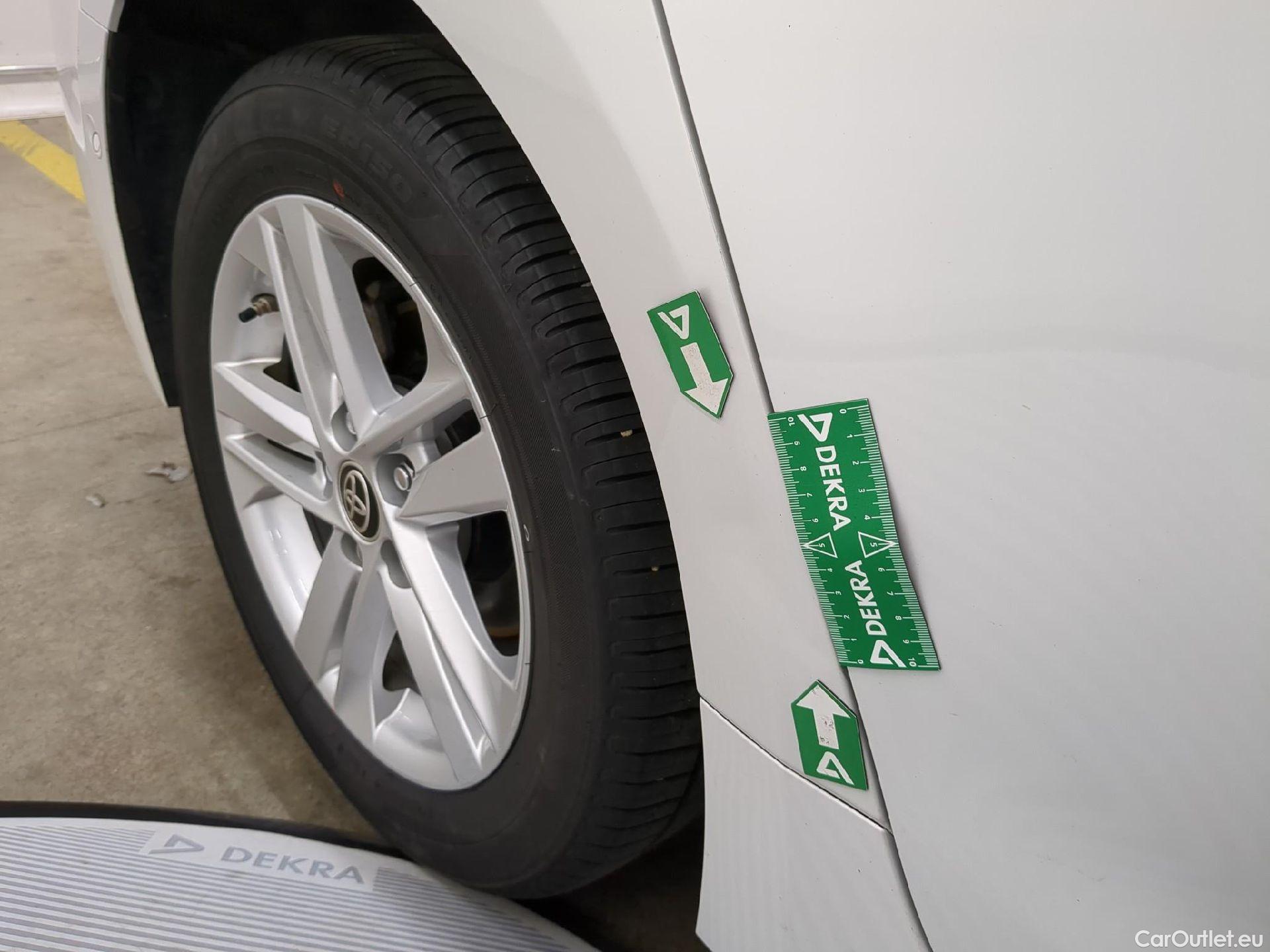  Toyota  Corolla TOYOTA  Touring Sports / 2018 / 5P / Break Hybride 122h Dynamic Business Beyond Zer #8