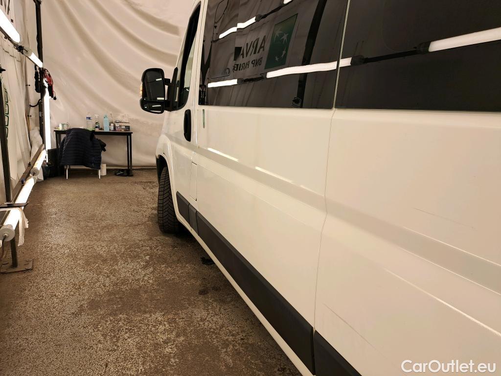  Citroen  Jumper CITROEN  VU 4p Fourgon vitré 35 L3H2 BlueHDi 110 BVM6 Confort #11