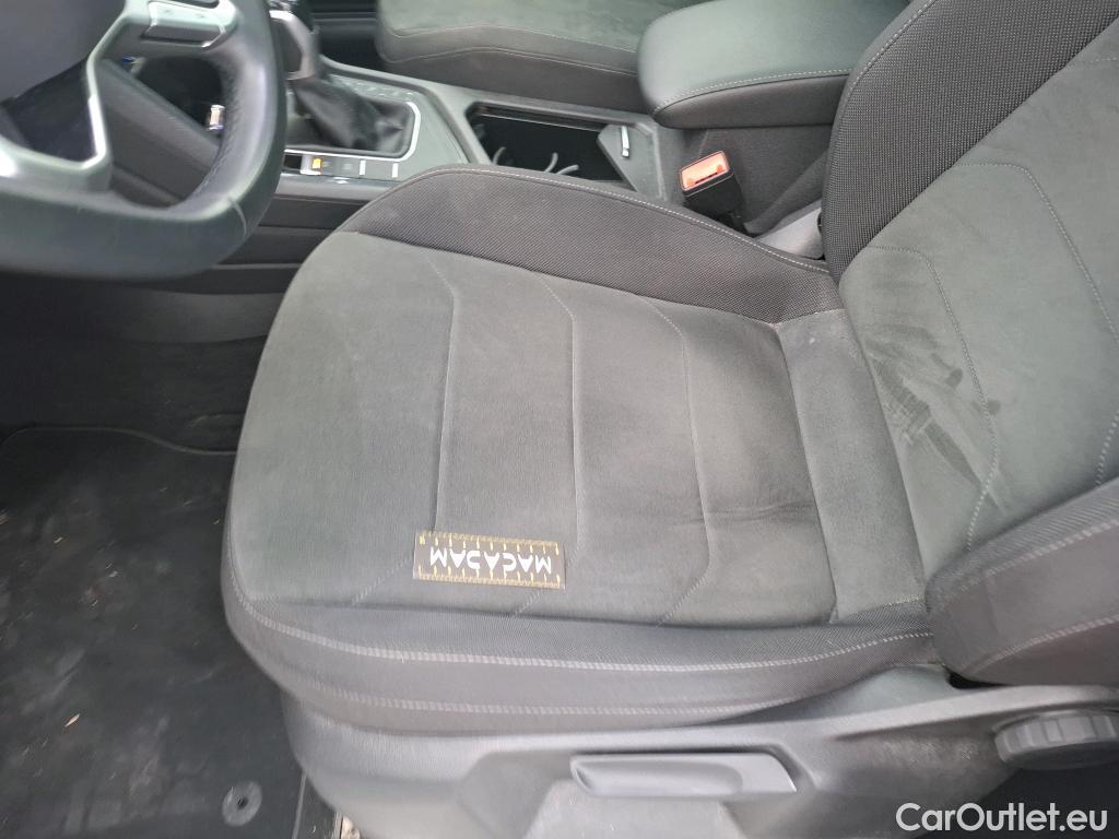  Volkswagen  Tiguan VOLKSWAGEN  / 2020 / 5P / SUV 2.0 TDI 150 DSG7 Elegance #13
