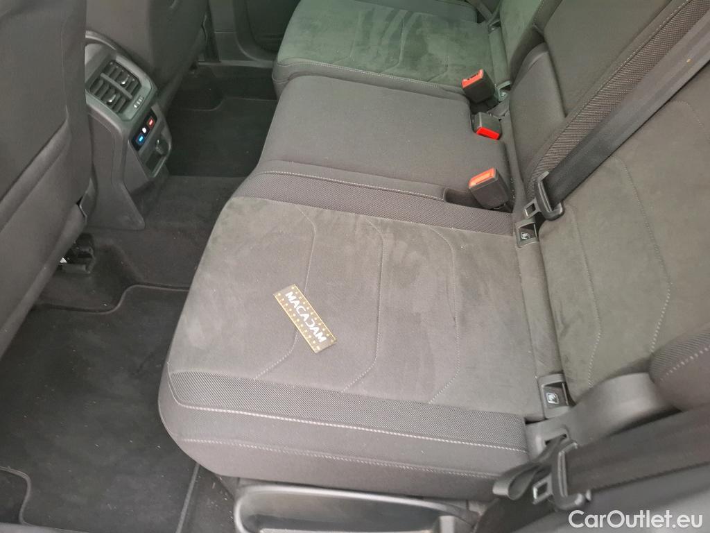  Volkswagen  Tiguan VOLKSWAGEN  / 2020 / 5P / SUV 2.0 TDI 150 DSG7 Elegance #15
