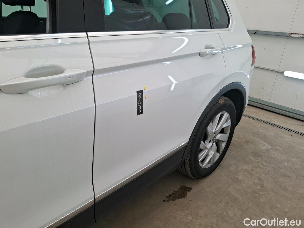  Volkswagen  Tiguan VOLKSWAGEN  / 2020 / 5P / SUV 2.0 TDI 150 DSG7 Elegance #17