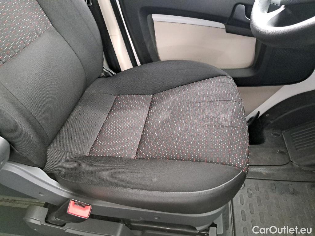  Citroen  Jumper CITROEN  VU 4p Fourgon vitré 35 L3H2 BlueHDi 110 BVM6 Confort #47