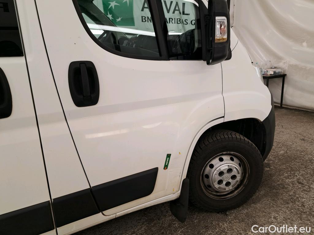 Citroen  Jumper CITROEN  VU 4p Fourgon vitré 35 L3H2 BlueHDi 110 BVM6 Confort #14