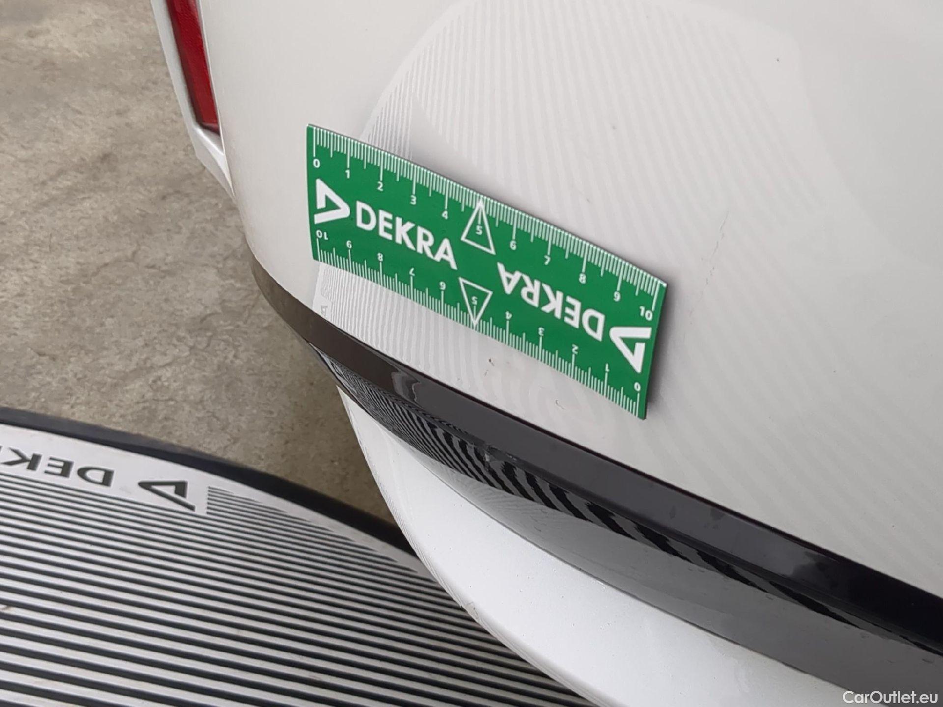  Toyota  Corolla TOYOTA  Touring Sports / 2018 / 5P / Break Hybride 122h Dynamic Business Beyond Zer #33