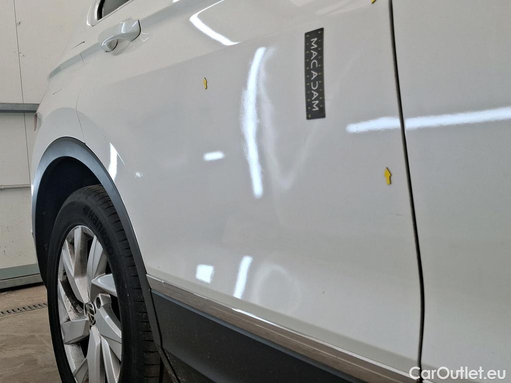  Volkswagen  Tiguan VOLKSWAGEN  / 2020 / 5P / SUV 2.0 TDI 150 DSG7 Elegance #2