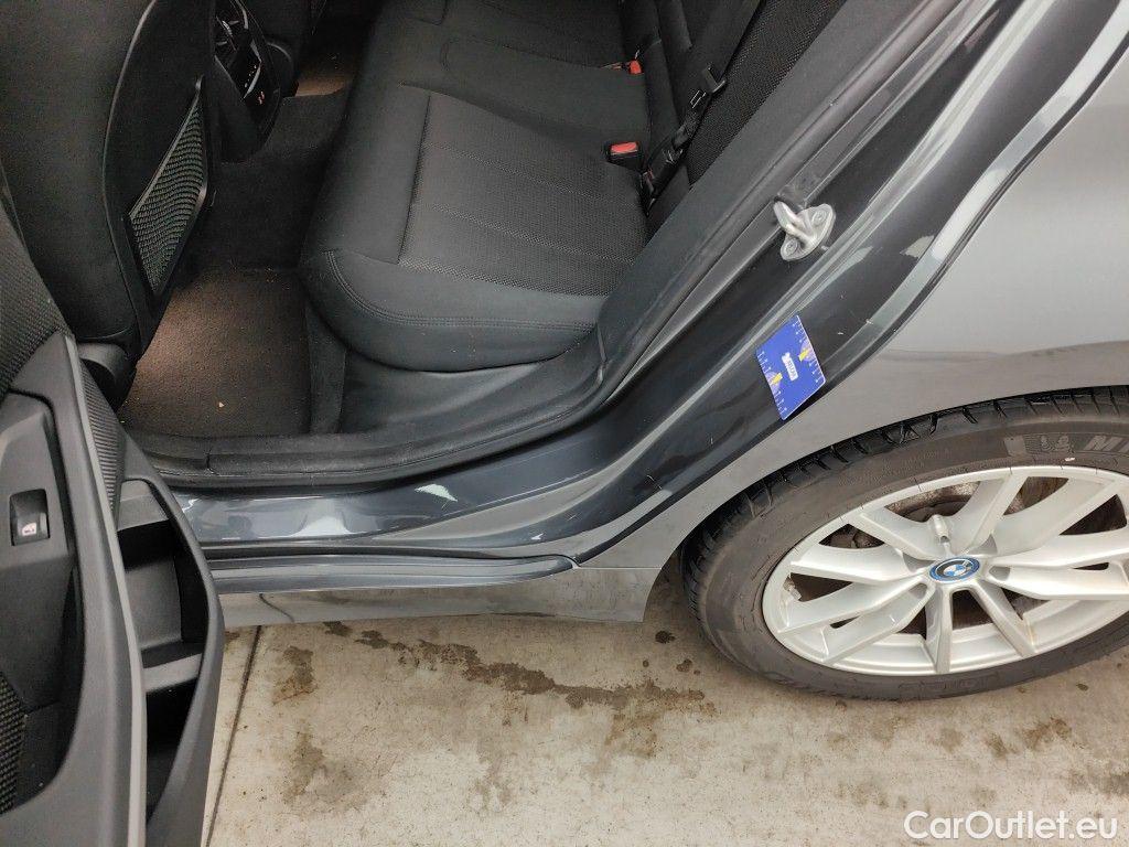 Bmw  Serie 3 BMW 3 Reeks Berline 320e (150 kW) 4d #31