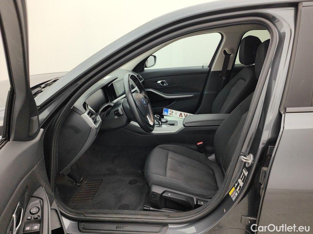 Bmw  Serie 3 BMW 3 Reeks Berline 320e (150 kW) 4d #10