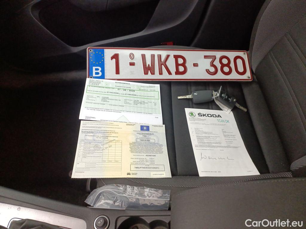 Skoda  Octavia Skoda  Combi 1.0 TSI GreenTec 85kW Ambition 5d #4