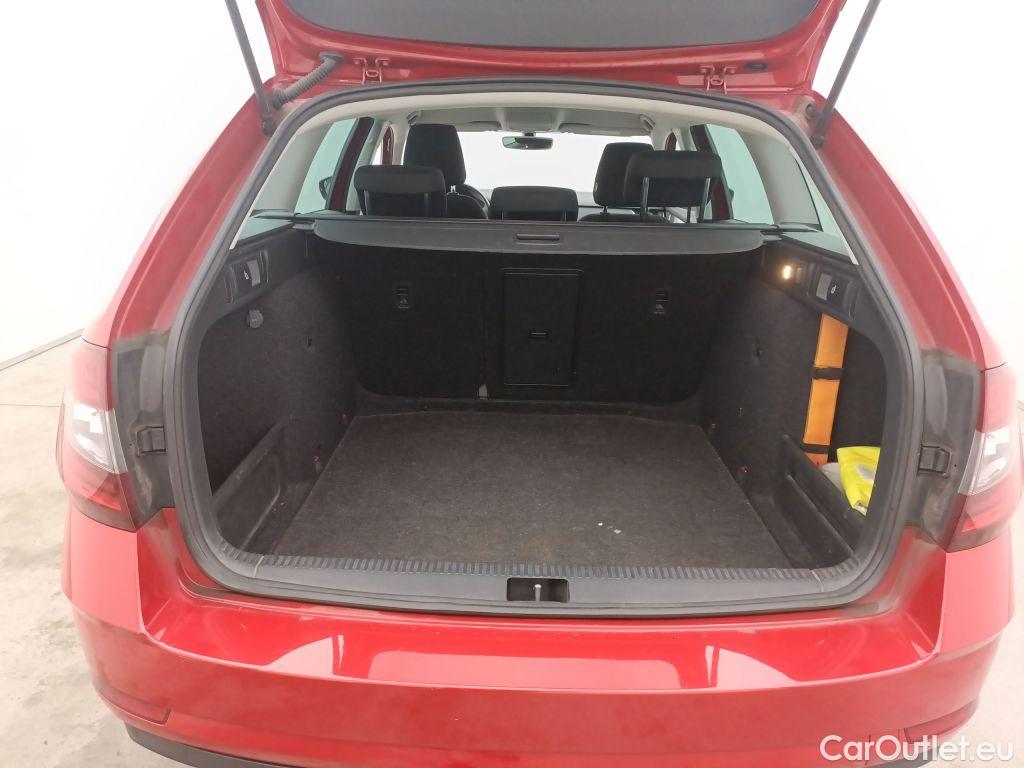 Skoda  Octavia Skoda  Combi 1.0 TSI GreenTec 85kW Ambition 5d #14