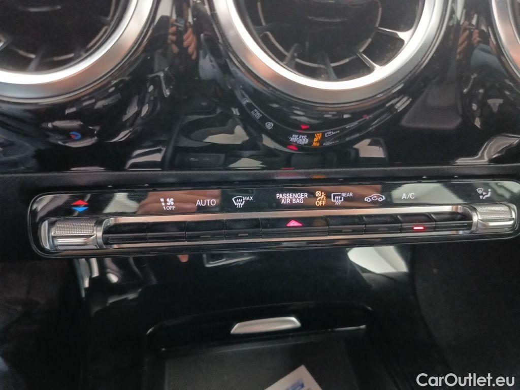 Mercedes  A-Klasse Mercedes-Benz  Limousine A 180 d DCT Business Solution 4d #28
