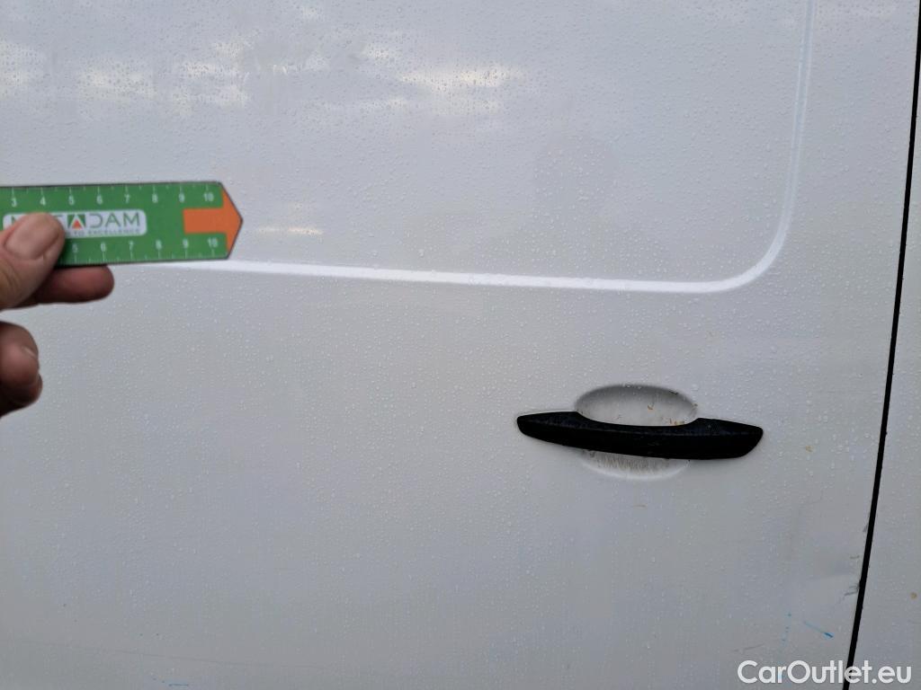  Opel  Vivaro OPEL  / 2019 / 4P / furgón 1.5 Diésel 88kW (120CV) M Std Express #12