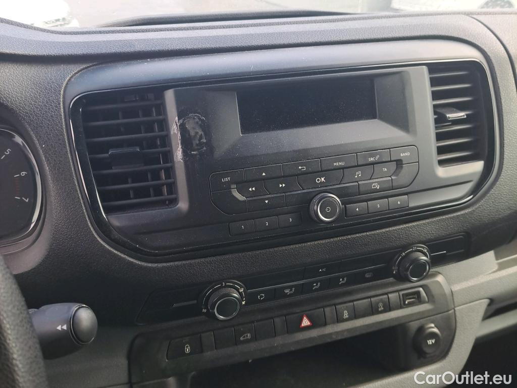  Opel  Vivaro OPEL  / 2019 / 4P / furgón 1.5 Diésel 88kW (120CV) M Std Express #34