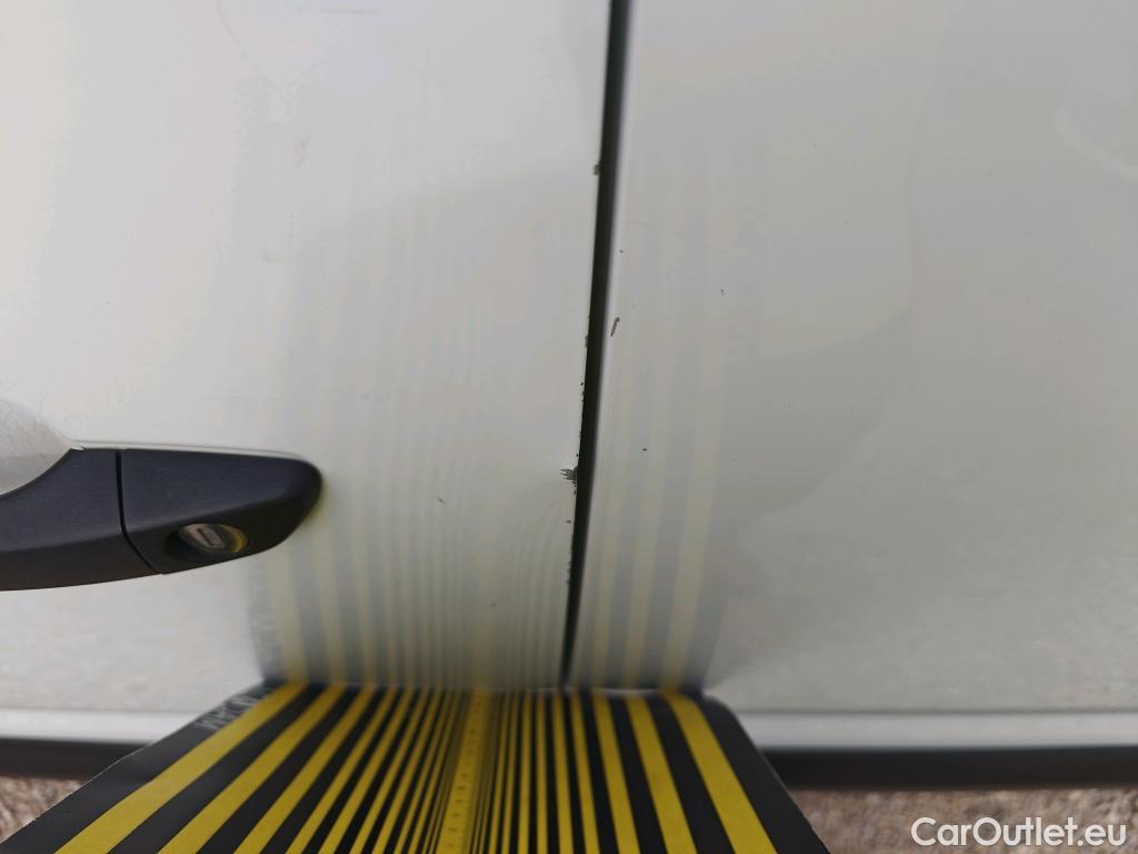  Opel  Combo OPEL  / 2018 / 3P / furgón derivado de turismo 1.5 TD 56kW (75CV) Express L H1 650kg #21