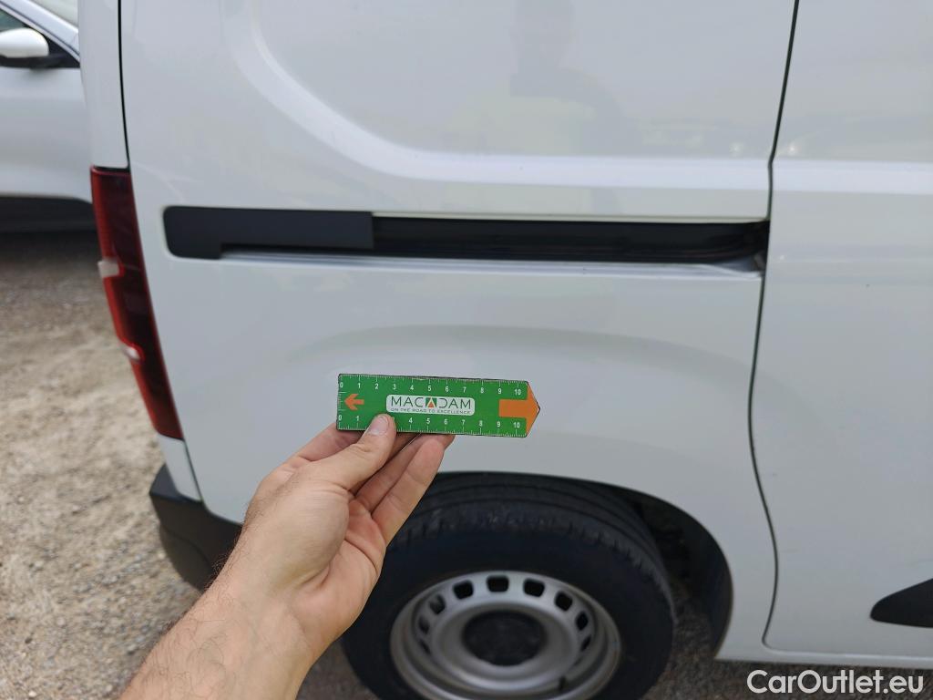  Opel  Combo OPEL  / 2018 / 3P / furgón derivado de turismo 1.5 TD 56kW (75CV) Express L H1 650kg #66