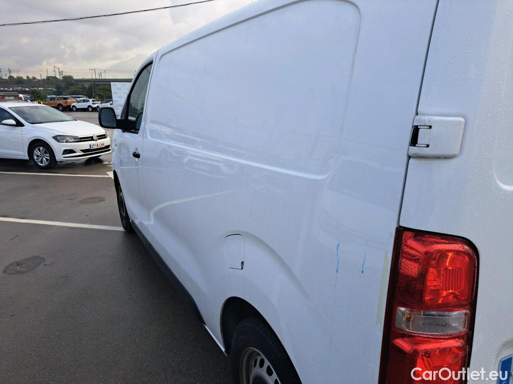  Opel  Vivaro OPEL  / 2019 / 4P / furgón 1.5 Diésel 88kW (120CV) M Std Express #28
