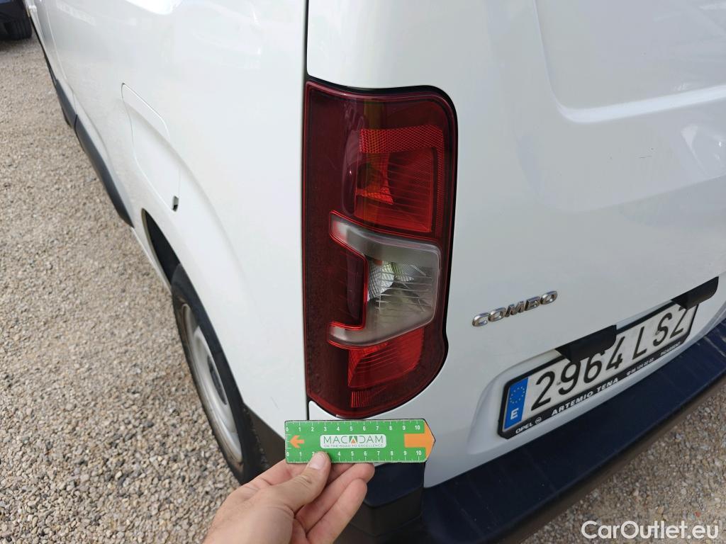  Opel  Combo OPEL  / 2018 / 3P / furgón derivado de turismo 1.5 TD 56kW (75CV) Express L H1 650kg #16