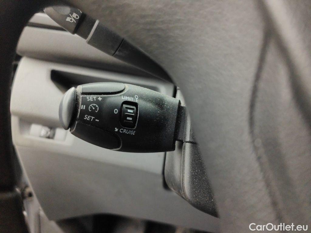 Peugeot  Expert Peugeot  Long DC Pro L3 2.0 BlueHDi 120 S&S 4d #23