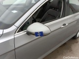  Volkswagen  Passat Volkswagen  Variant 2.0 TDI 90kW DSG Elegance Business 5d #23