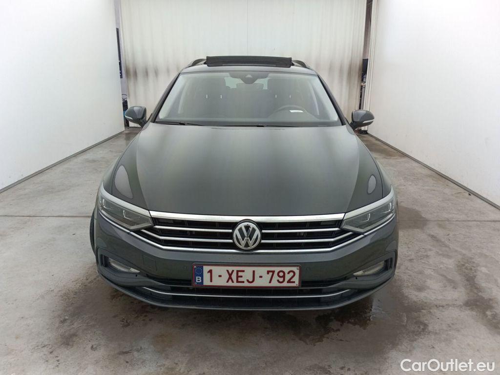 Volkswagen  Passat Volkswagen  Variant 2.0 TDI SCR 110kW DSG7 Style Business 5d #5