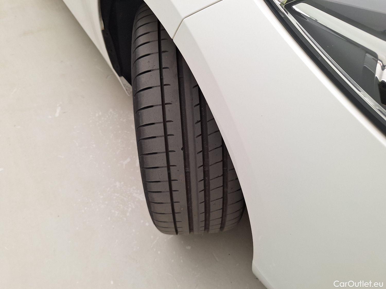 Bmw  Serie 1 BMW, 1-serie '19, BMW 1 Reeks Hatch 116dA (85 kW) 5d #12