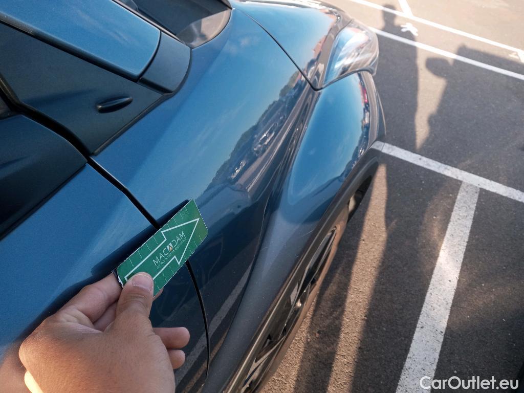  Land Rover  Discovery TOYOTA C-HR / 2019 / 5P / todoterreno 1.8 125H Advance #19