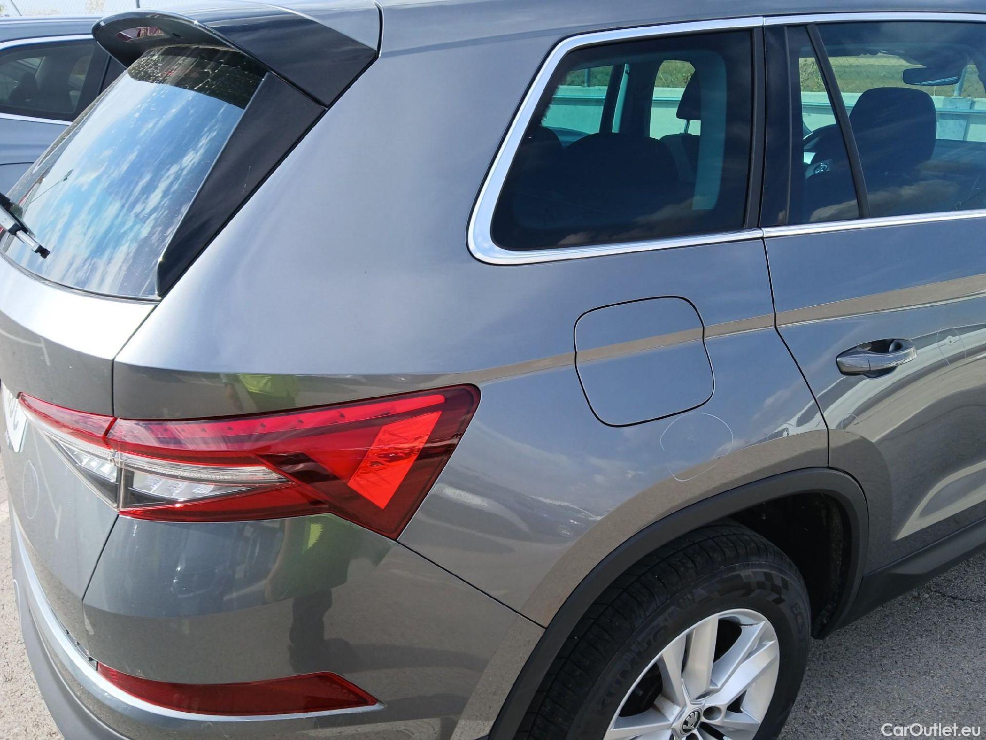  Land Rover  Discovery SKODA Kodiaq / 2021 / 5P / todoterreno 1.5 TSI 110KW (150cv) 4x2 Ambition #35