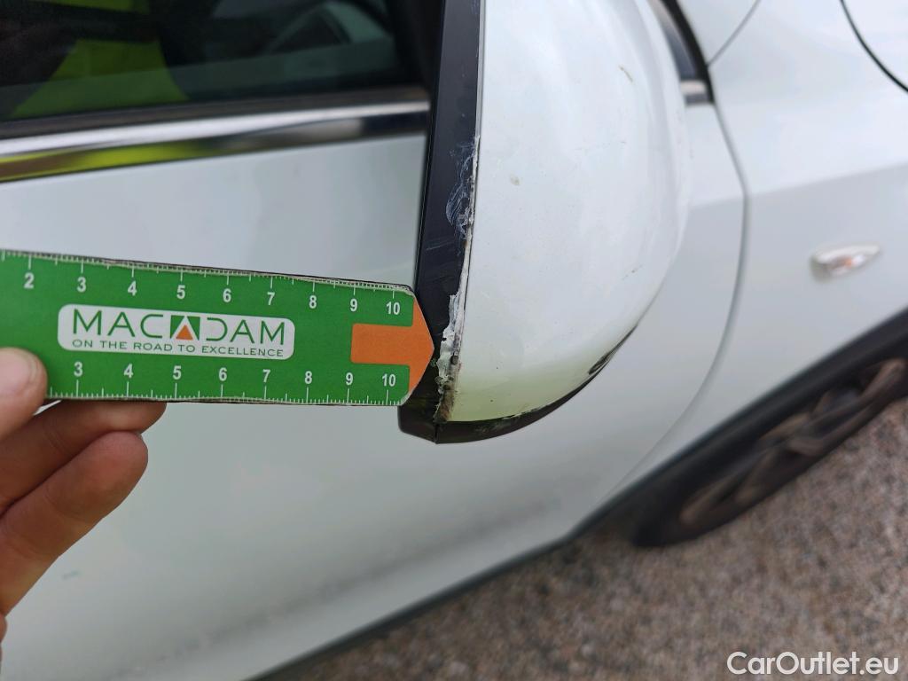  KIA  XCeed KIA  / 2022 / 5P / todoterreno 1.0 T-GDi Drive 88kW (120CV) #29