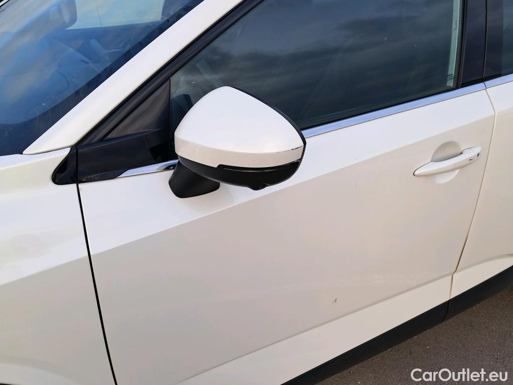  Land Rover  Discovery NISSAN QASHQAI / 2021 / 5P / todoterreno DIG-T 116kW (158CV) mHEV Xtronic Acenta #25