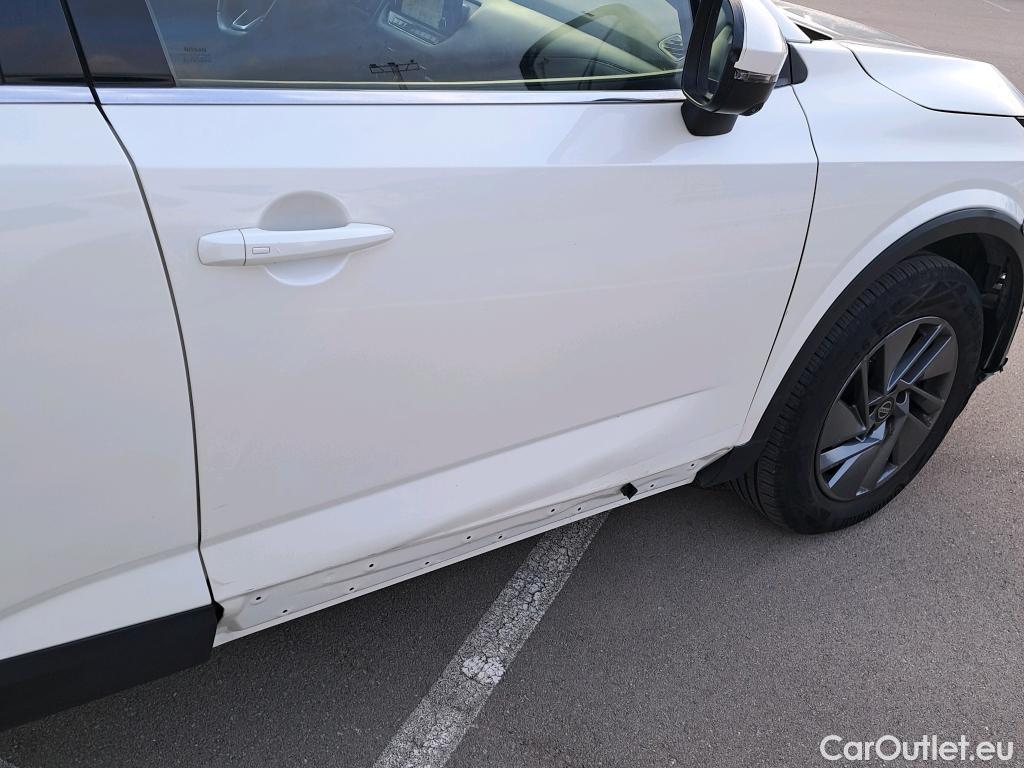  Land Rover  Discovery NISSAN QASHQAI / 2021 / 5P / todoterreno DIG-T 116kW (158CV) mHEV Xtronic Acenta #1