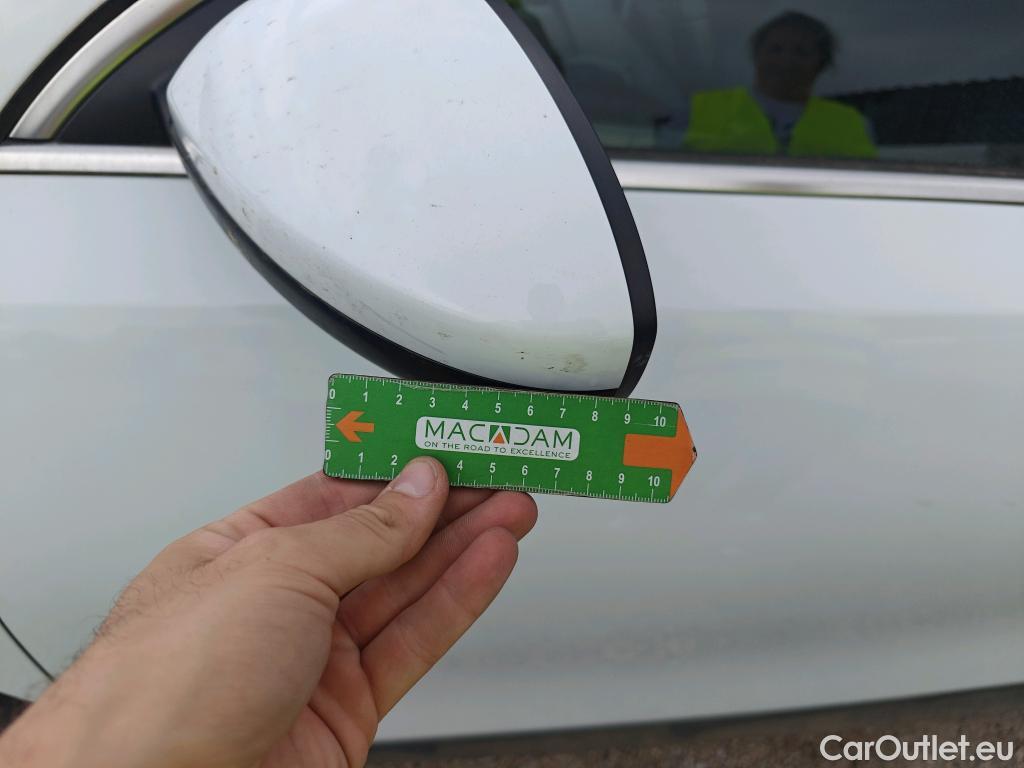  KIA  XCeed KIA  / 2022 / 5P / todoterreno 1.0 T-GDi Drive 88kW (120CV) #32