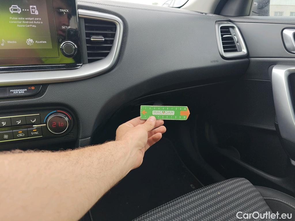  KIA  XCeed KIA  / 2022 / 5P / todoterreno 1.0 T-GDi Drive 88kW (120CV) #15